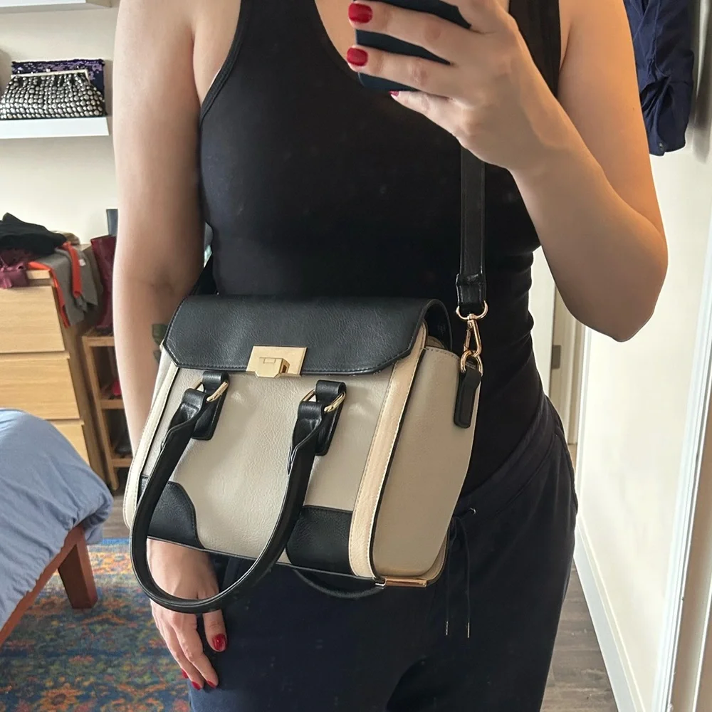 Call it Spring Handbag - Picture 7 of 8